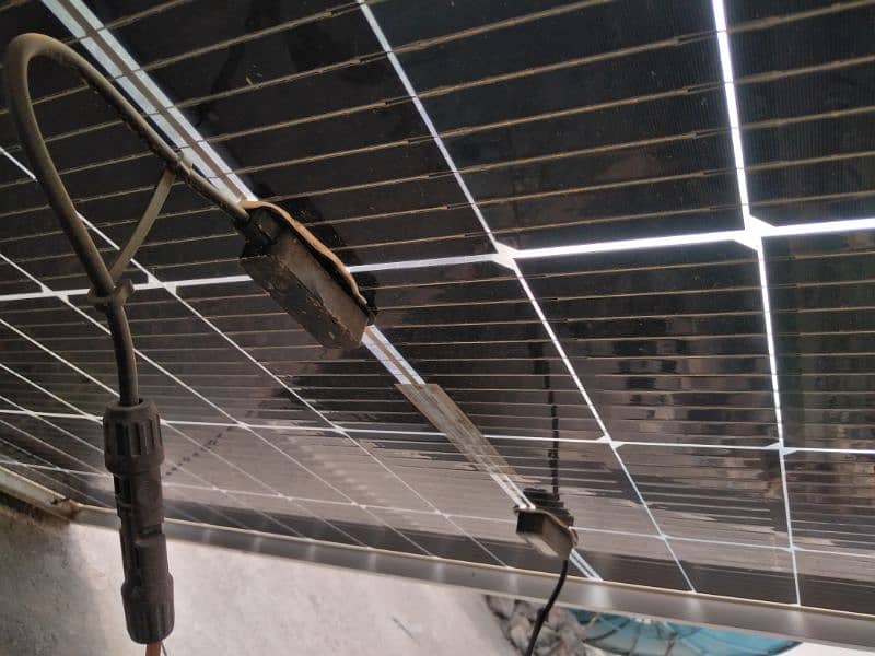 urgent sale bificial 280w mono solar panel 4