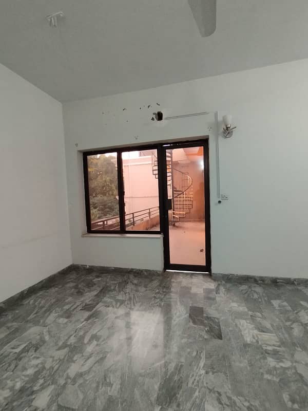 Beautiful 2 Kanal House Available For Rent In F/6/2 Islamabad 22