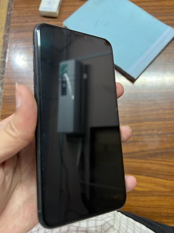 Iphone 11 Pro Max 64 GB PTA Approved 2