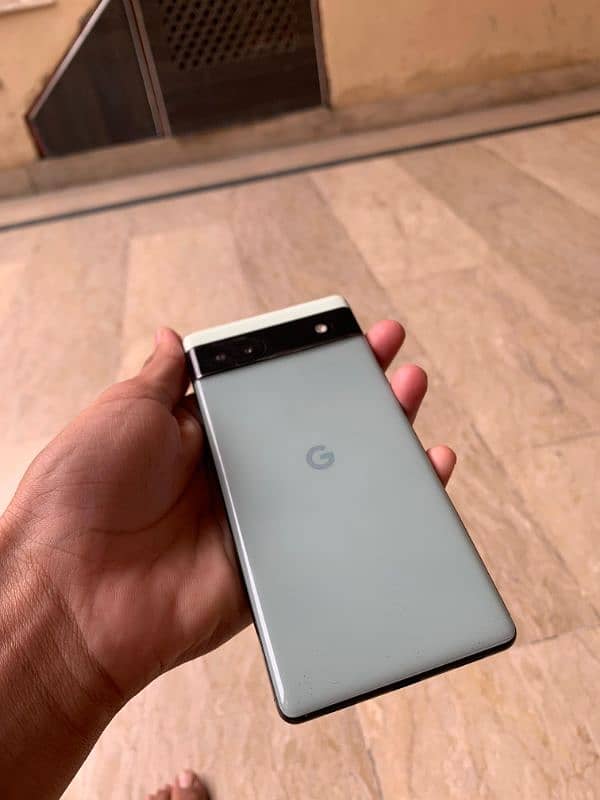 Google Pixel 6a 4