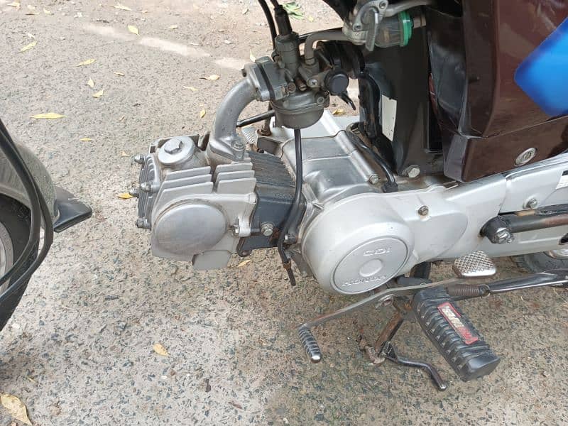 Honda CD 70 2018 Model Bike for Sale in Lahore Pakistan 4