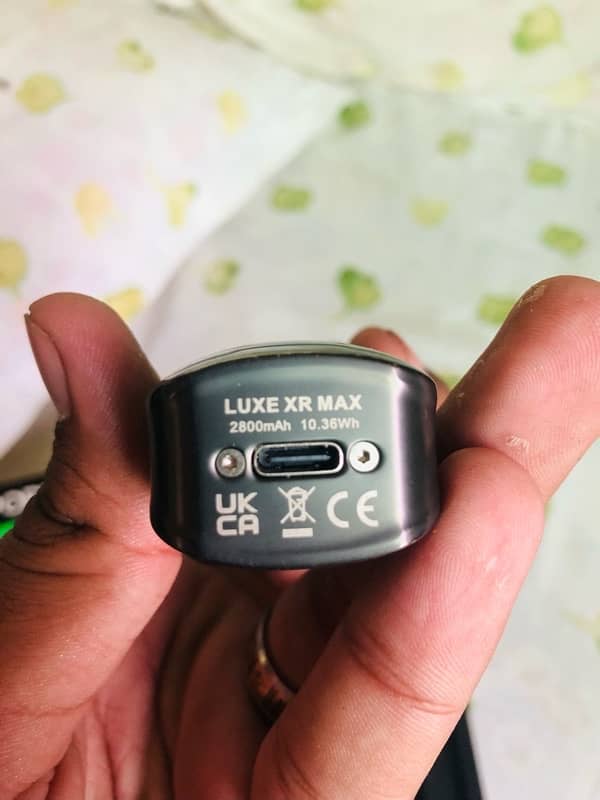 LUXE XR MAX mod  just one week used  / street no. 6 / price negotiable 7