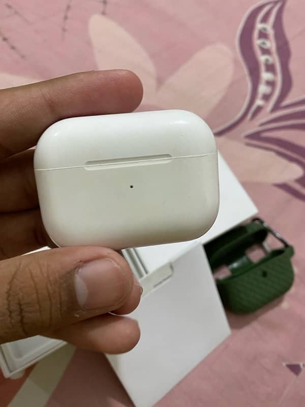 Air Pods Pro 2nd generation with case for urgent sale 03259451247 2