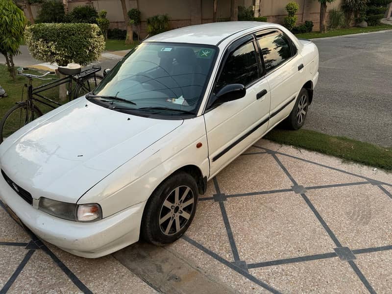 Suzuki Baleno Saloon 2001 2