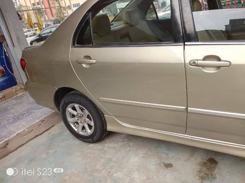 Toyota Corolla Altis 2005 7