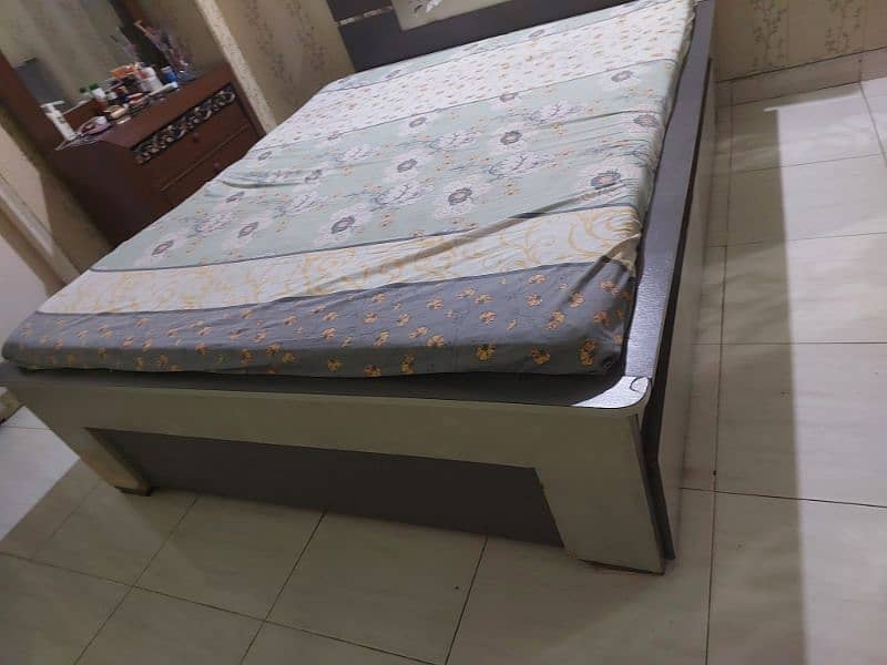 Wooden storage bedset with trundle with cupboard for sale 6