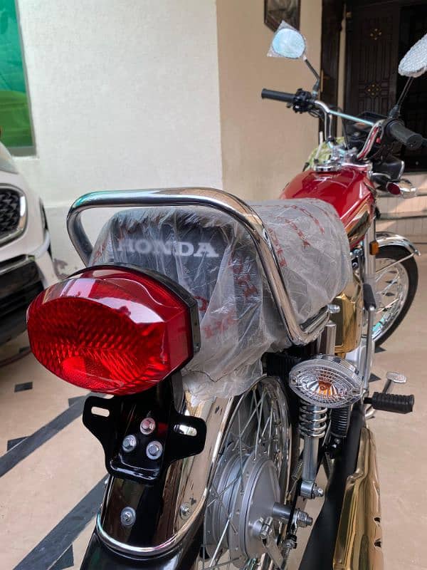 honda 125 gold edition self start 6