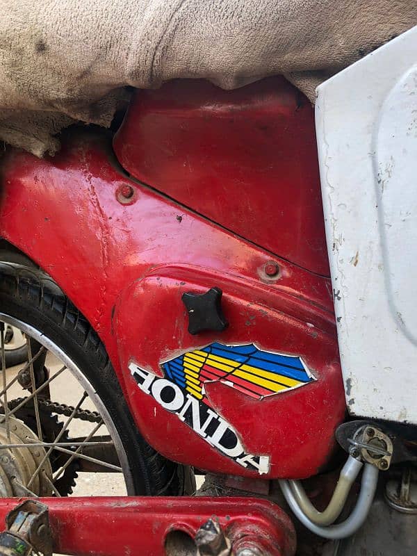 HONDA 50 WITHOUT CLUTCH 3