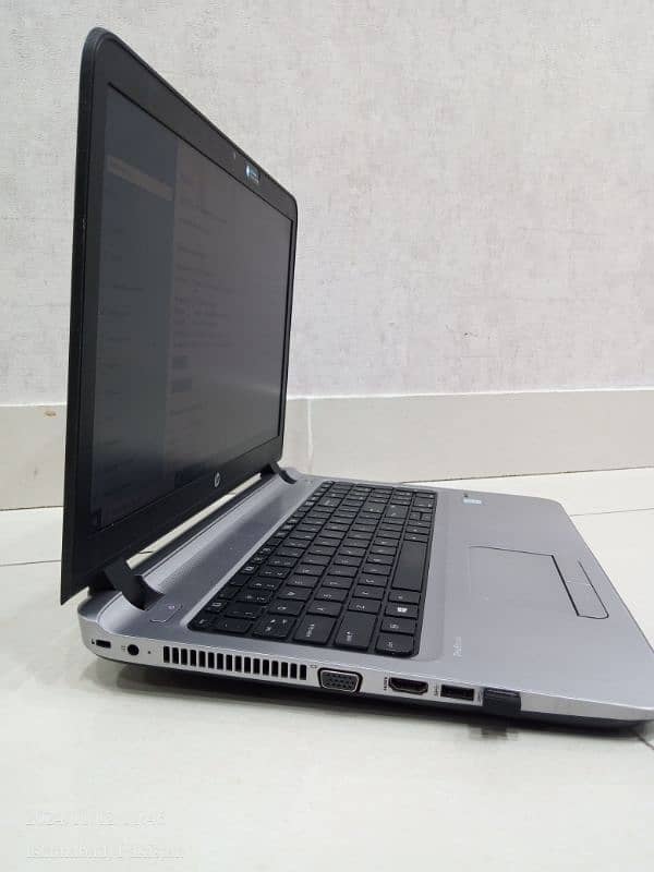 HP proBook 5