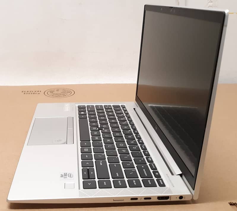 HP Core i7 10th Elitebook 840 G7 iIPS 16/256 ssd | almost Fix Price 1