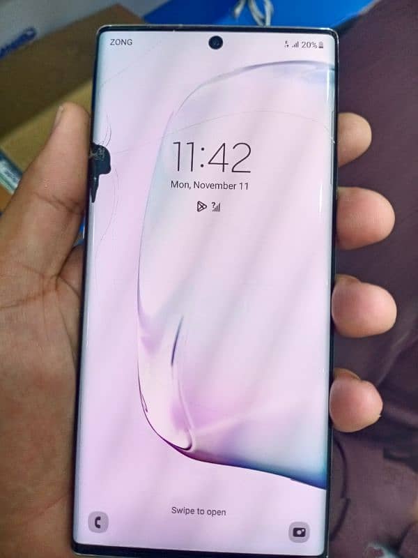 Samsung Galaxy Note 10 plus dot and front glass crack 1