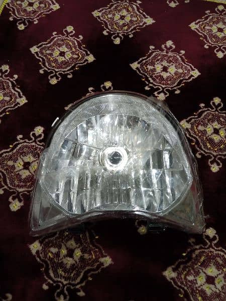 HONDA CB-150 HEADLIGHT 4