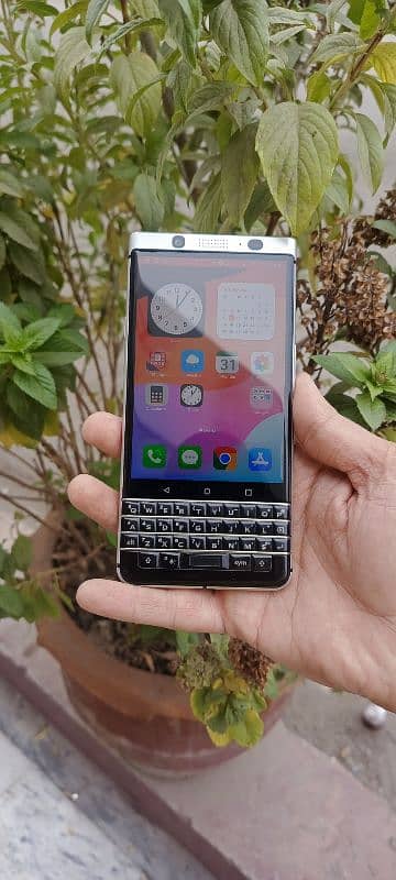 BlackBerry key one 3GB 32GB non pta non pta 6