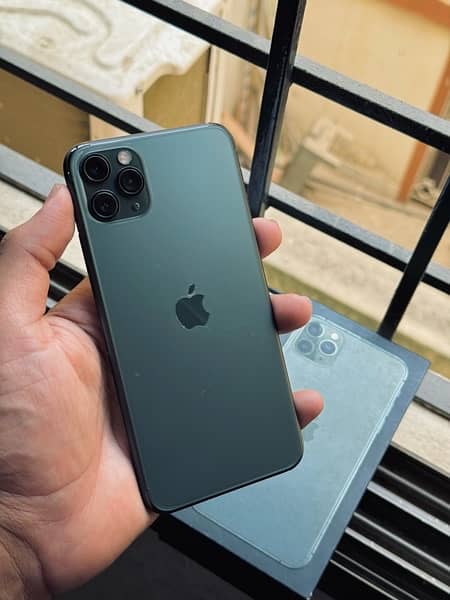 IPHONE 11 PRO MAX 2