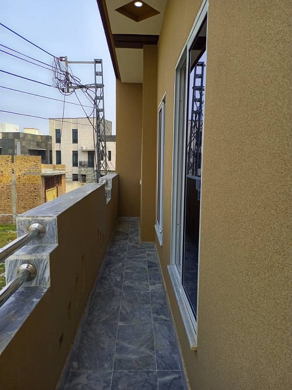 Brand new double story house for sale h13. Location Paris city G block. 5