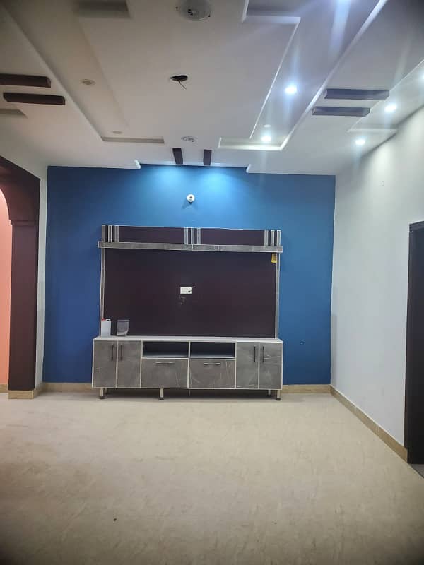 Vip beautiful 10 Marla upper portion is available For Rent in Sabzazar Scheme Lahore 2