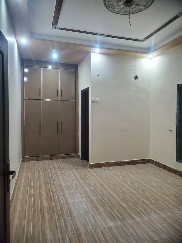 Vip beautiful 10 Marla upper portion is available For Rent in Sabzazar Scheme Lahore 4