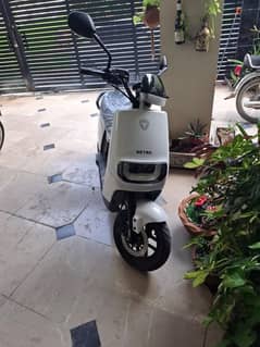 its a brand-new metro electric scooty