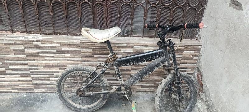 2 bicycle small size+medium size 4 sale location lhr 03004700296 2