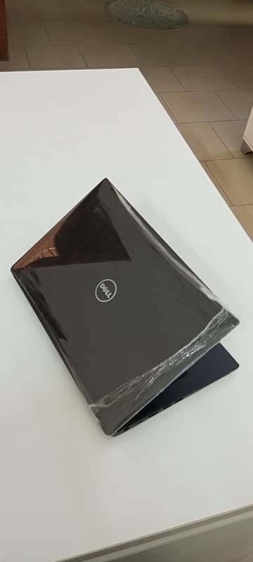 Dell Latitude 7480 11