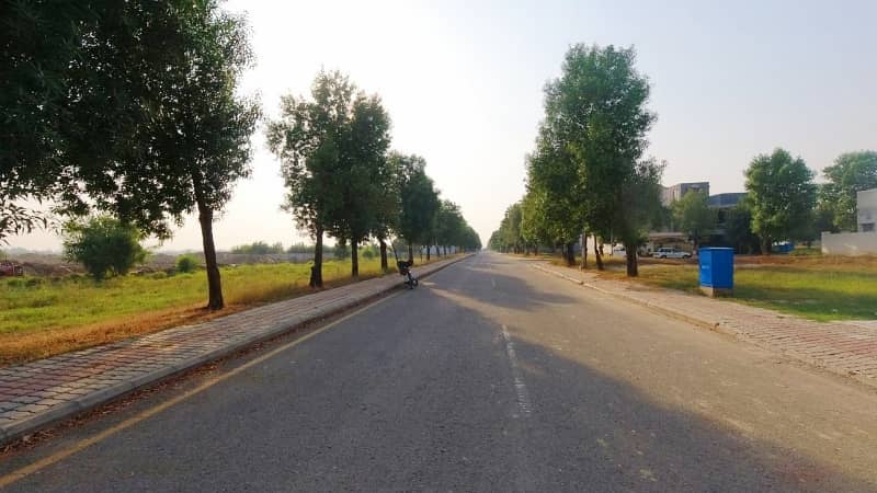 Prime Location 5 Marla Residential Plot Up For Sale In Bahria Orchard Phase 2 0