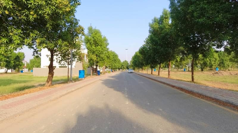 Prime Location 5 Marla Residential Plot Up For Sale In Bahria Orchard Phase 2 3