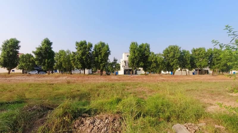 Prime Location 5 Marla Residential Plot Up For Sale In Bahria Orchard Phase 2 6