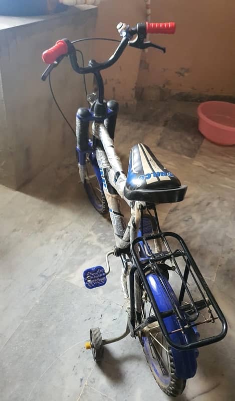 kids cycle for sale (age 7 to 8 years old) 0