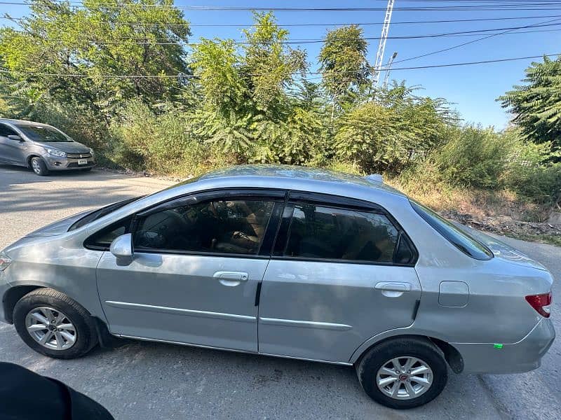 Honda City IDSI 2005 5