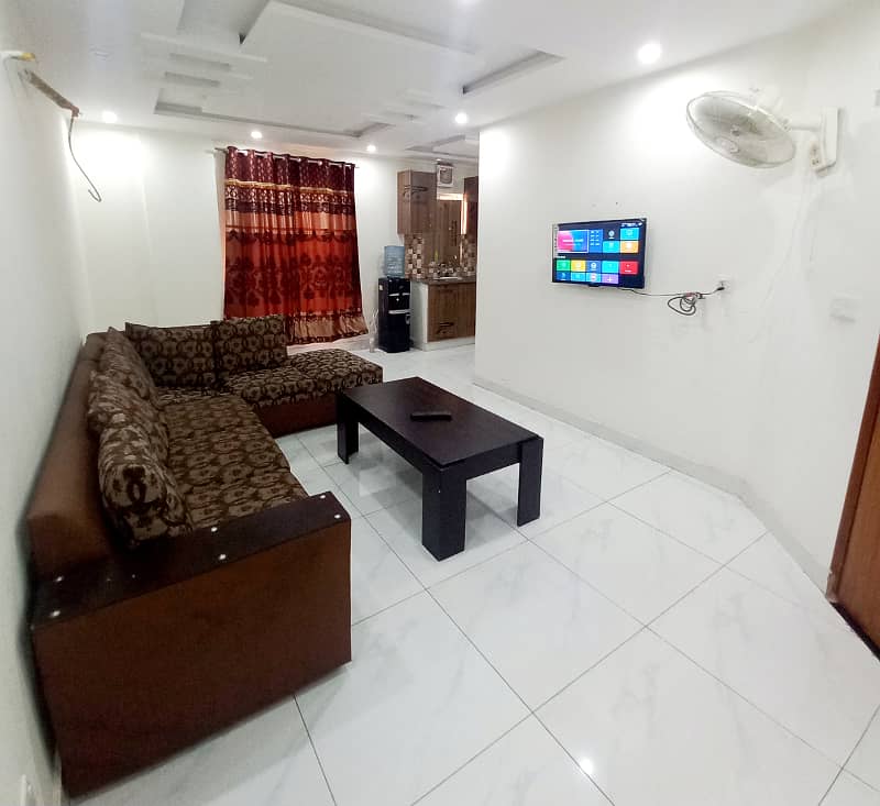 One Bed Furnished Appartment for Rent Daily 4