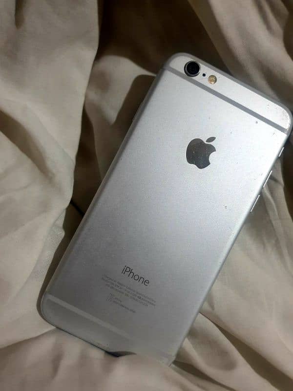 Iphone 6 For sale good condition betry change 2