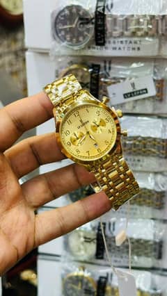 High quality elegant watches are available for men.