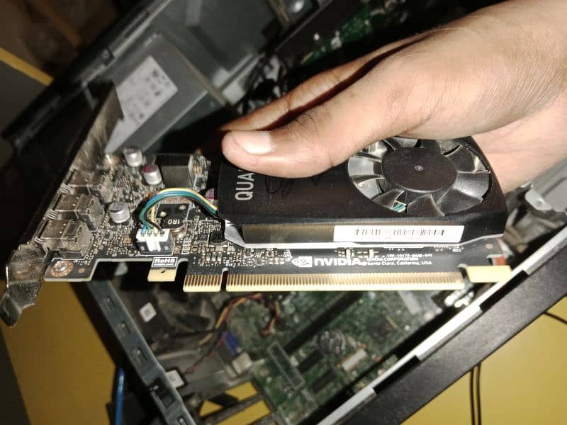 Quadro p400 2gb ddr5 1