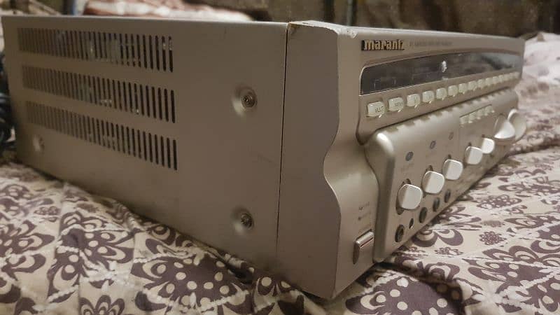 Marantz Amplifier 0