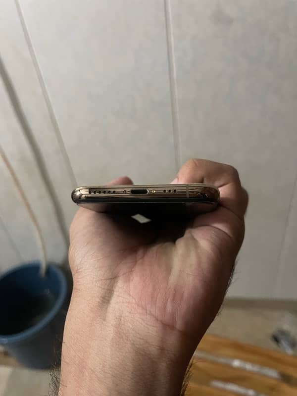 exchange iphone xs 256gb pta approved 1