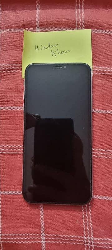 IPhone X 64 GB PTA Approved 100 Percent Battery 9/10 condition 1