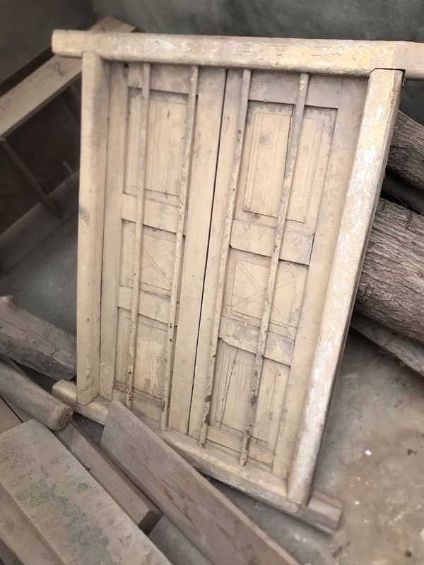 window 3by2 foot wooden wali he 0