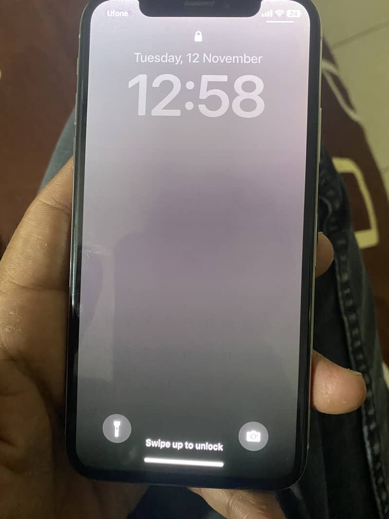 Iphone x64 gb pta approved 4