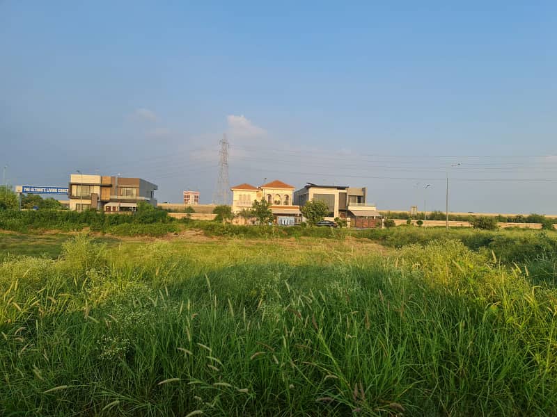 1 Kanal On 70 ft Road Main Direct Available For Sale 0