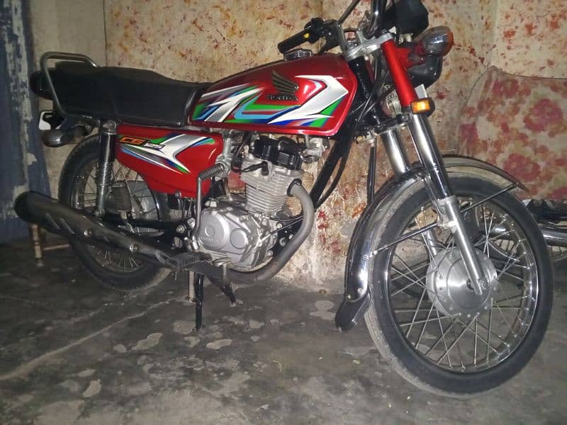 Honda 125 just like new 3