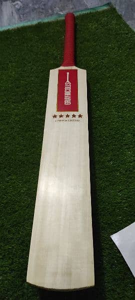 Grade one hardball cricket bats with fully customisation available 7