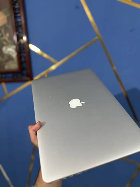 Macbook Pro 15” Retina (Late 2013) Core i7 2