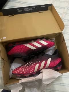 Adidas Football shoes US 8.5 (Adidas Predators . 4 freak FxG