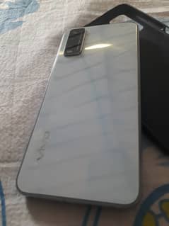 Vivo y20 sale ergant. .