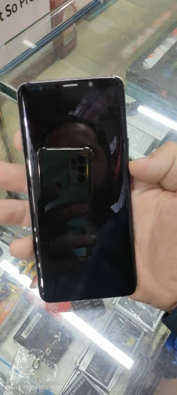 samsung s9+ 6gb ram 64gb rom all ok hay back cerack hay 4