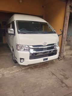 TOYOTA HIACE GRAND CABIN