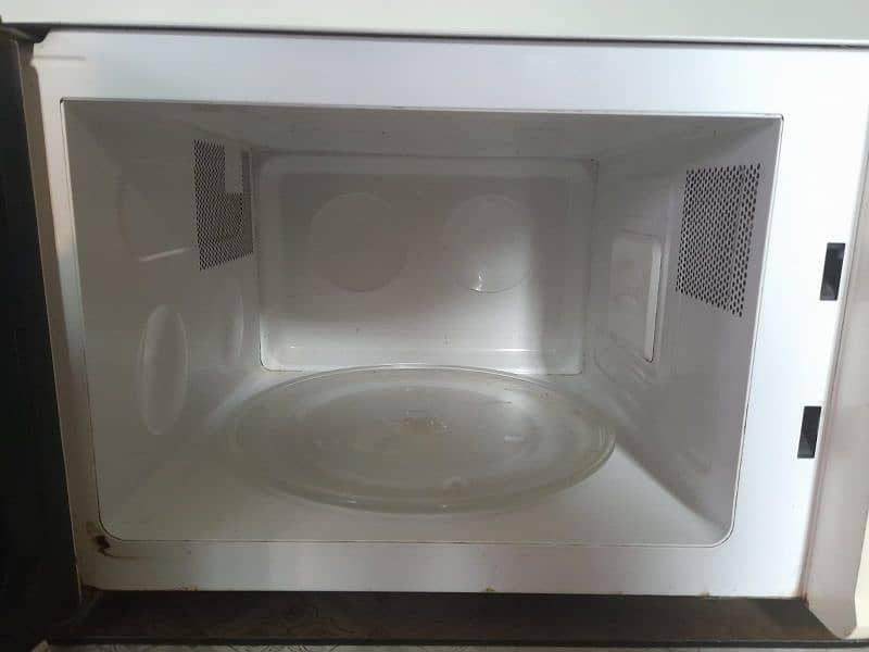 Dawlance Microwave Oven 4