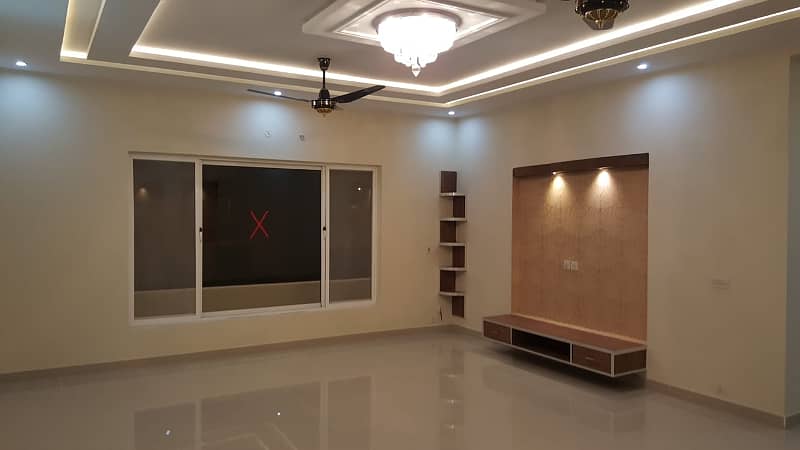 One Kanal Ground Portion With Totally Independent Separate Entrance Is Available For Rent In Dha 02 Islamabad 8