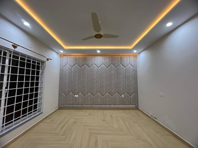 One Kanal Ground Portion With Totally Independent Separate Entrance Is Available For Rent In Dha 02 Islamabad 18