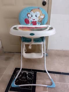 baby high chair in good condition.